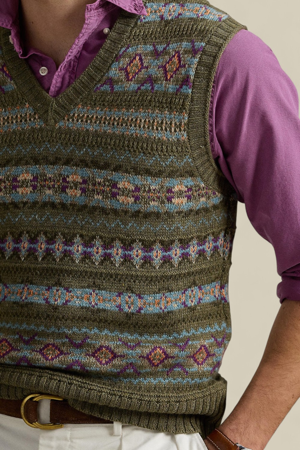 תמונת תקריב דוגמן של אפודה