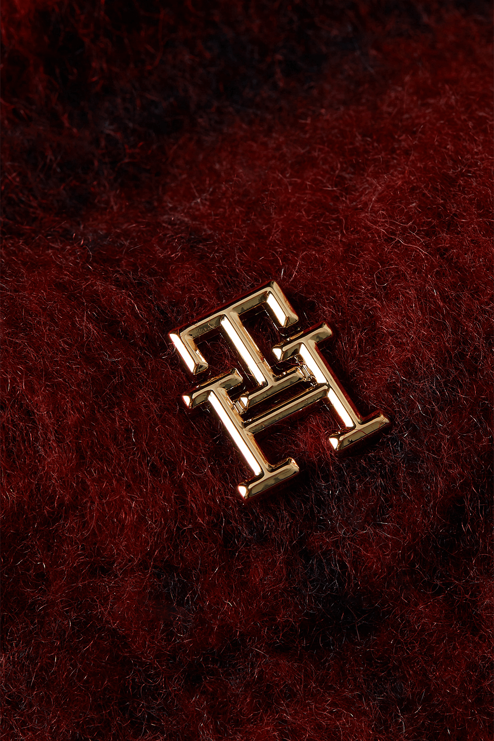 תמונה אחורית של צעיף