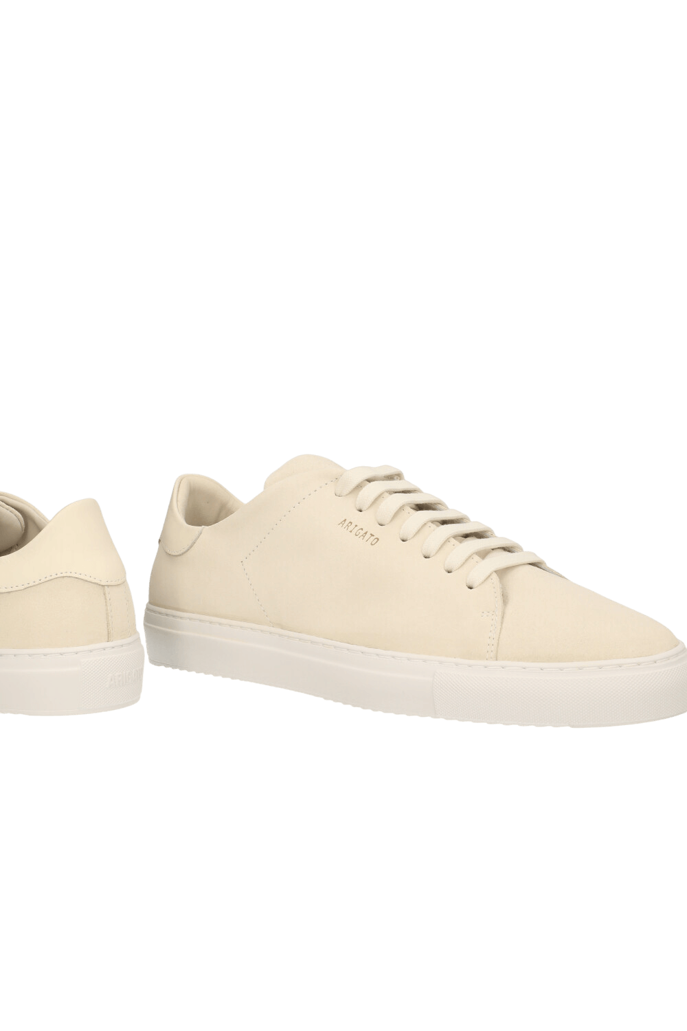 תמונת תקריב של נעלי סניקרס קלין 90