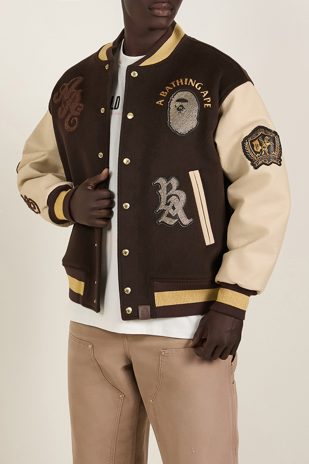 תמונת דוגמן קידמית של ז'קט בייסבול