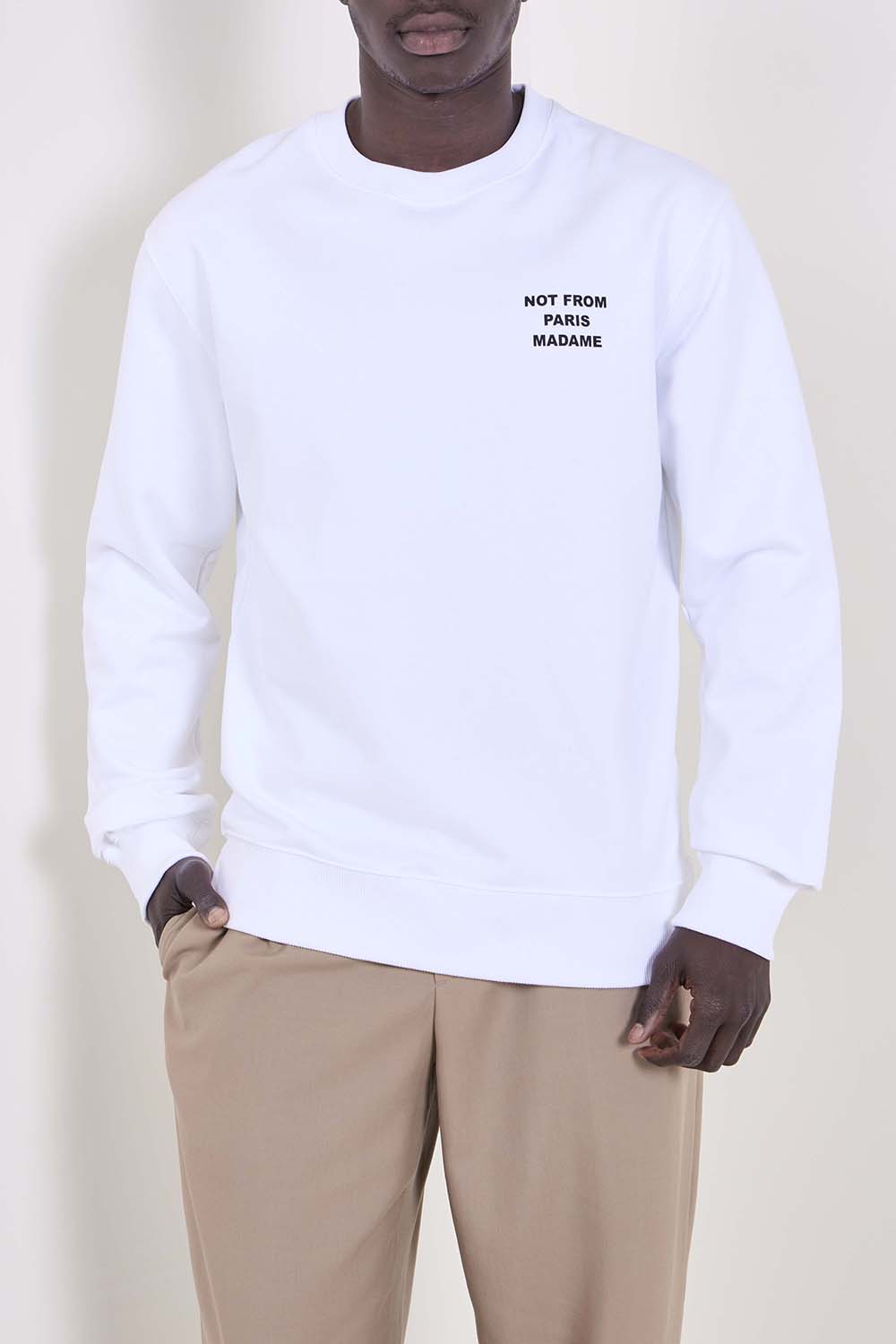 תמונת דוגמן קידמית של סווטשירט