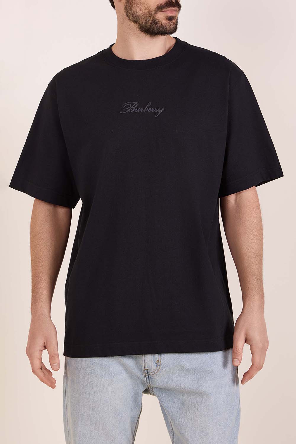 תמונת דוגמן קידמית של חולצת טי