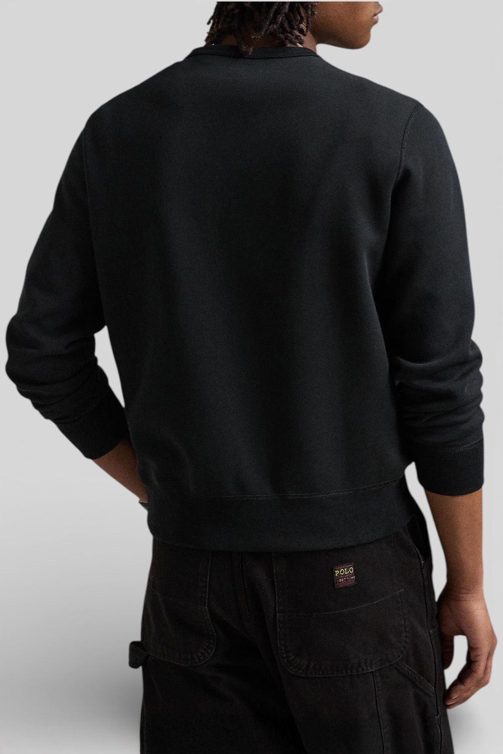 תמונת דוגמן אחורית של סווטשירט