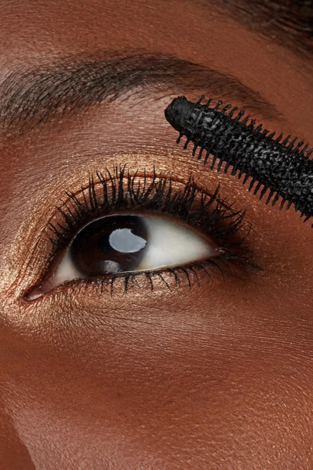 תמונת תקריב של Lash-Expert Twist Brush Mascara 8.3g