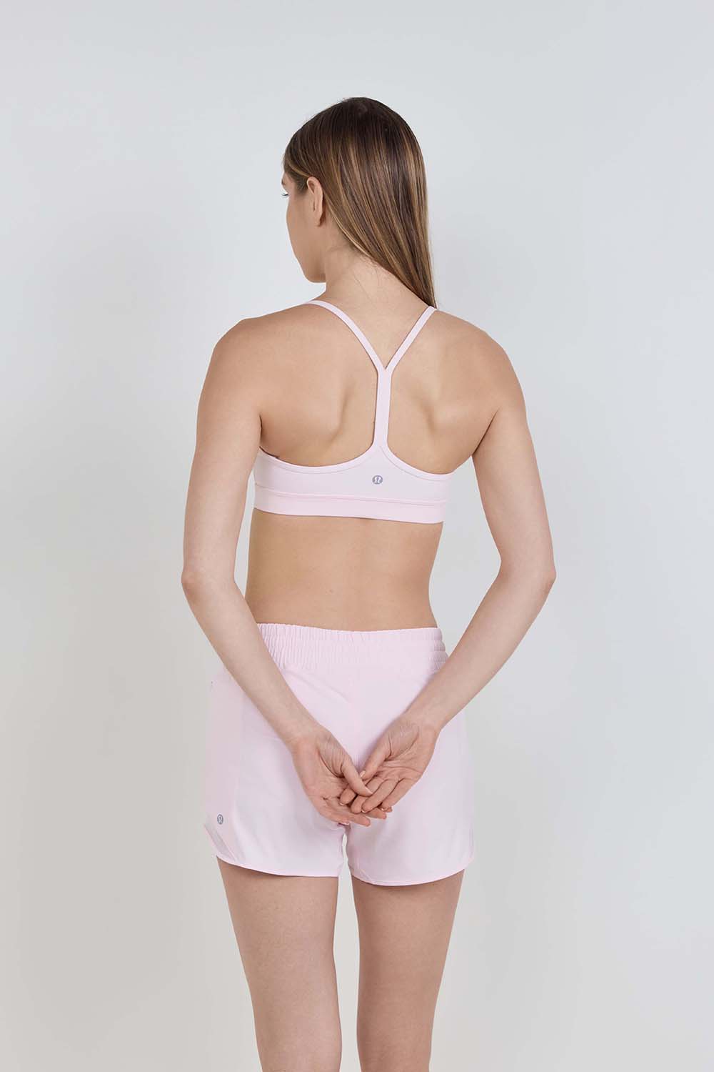 תמונת דוגמן אחורית של Flow Y Nulu bra