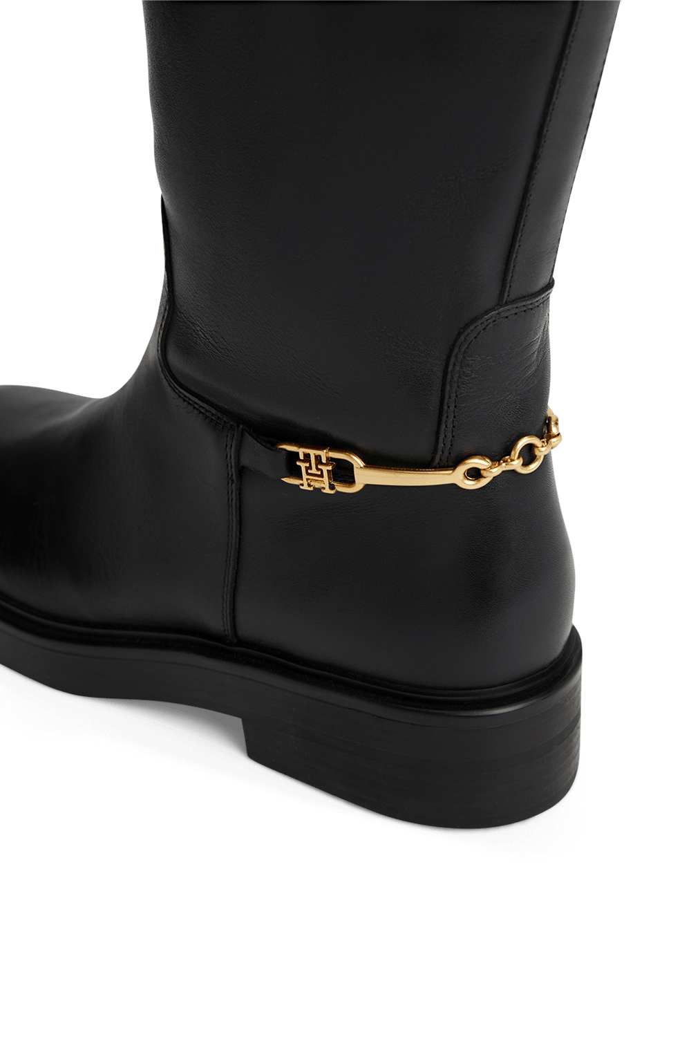 תמונת פנים של מגפי עור