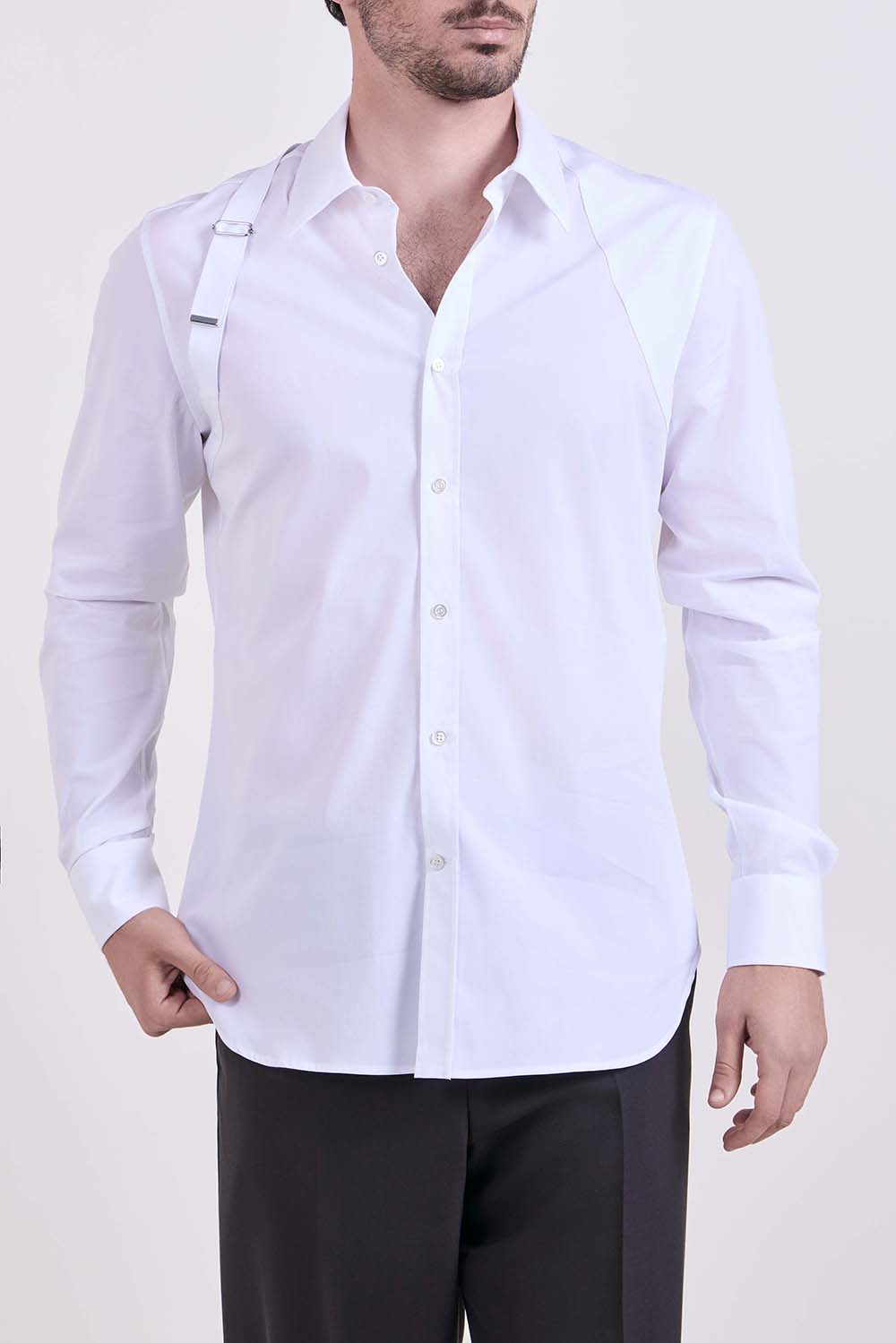 תמונת דוגמן קידמית של חולצת כפתורים ארוכה