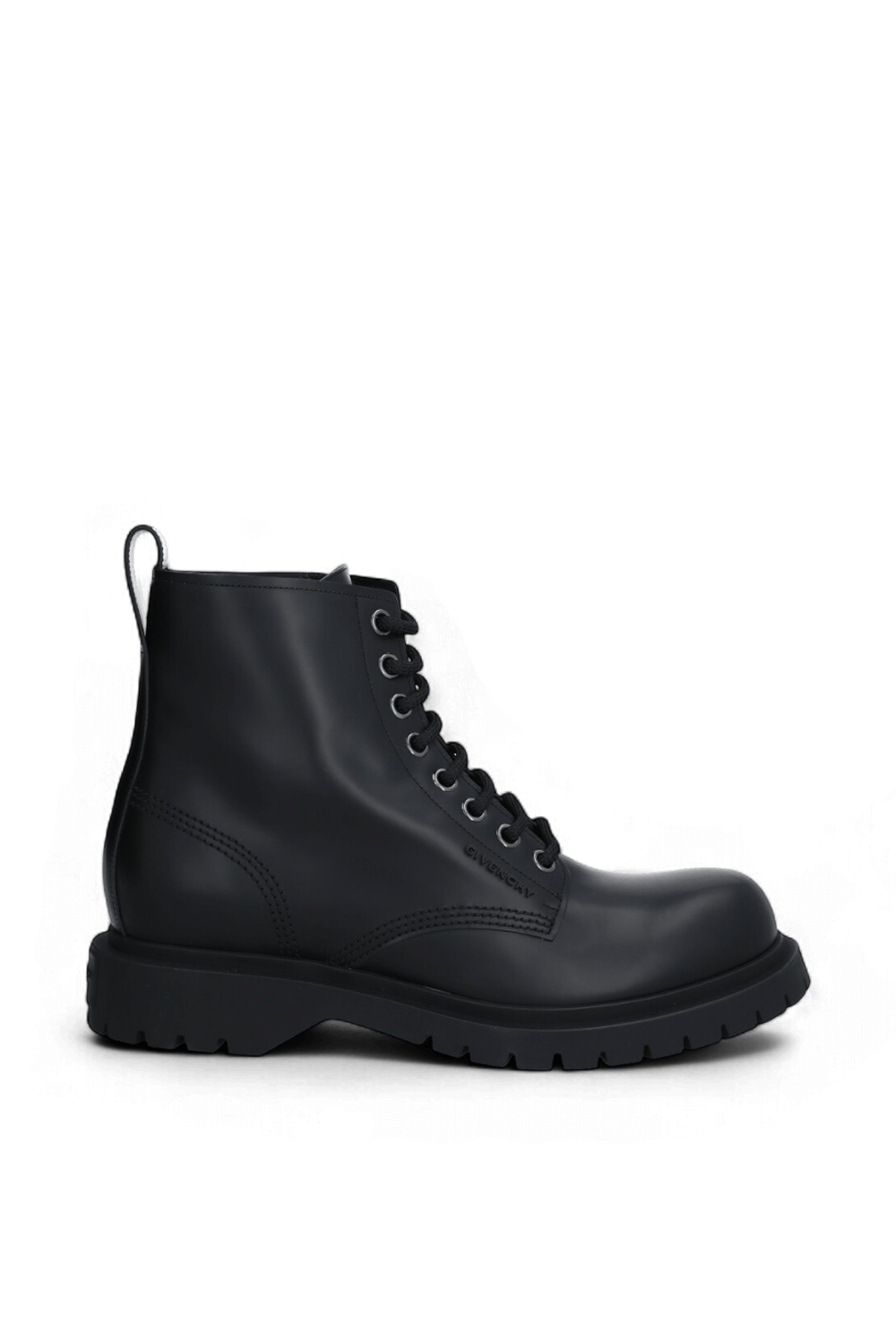 תמונה קידמית של נעליים גבוהות