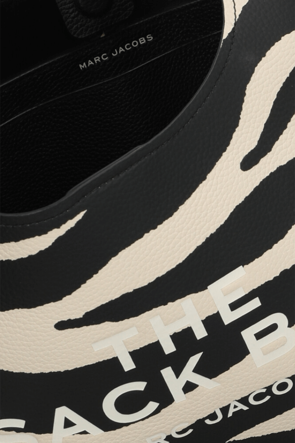 תמונת פנים של תיק שק