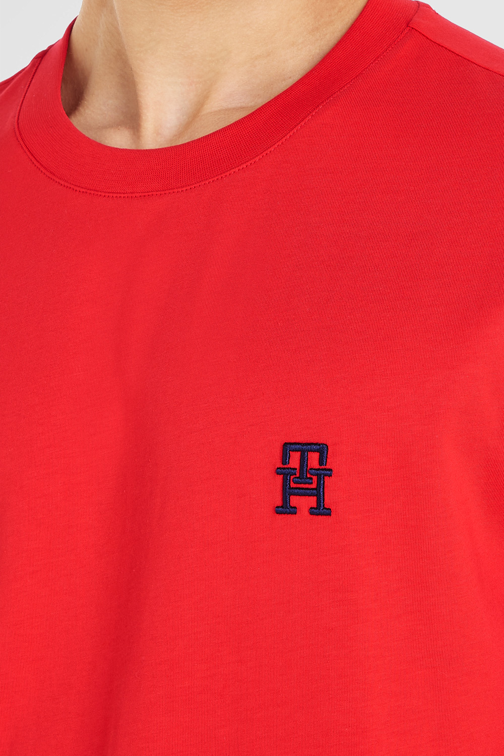 תמונת תקריב דוגמן של חולצת טי