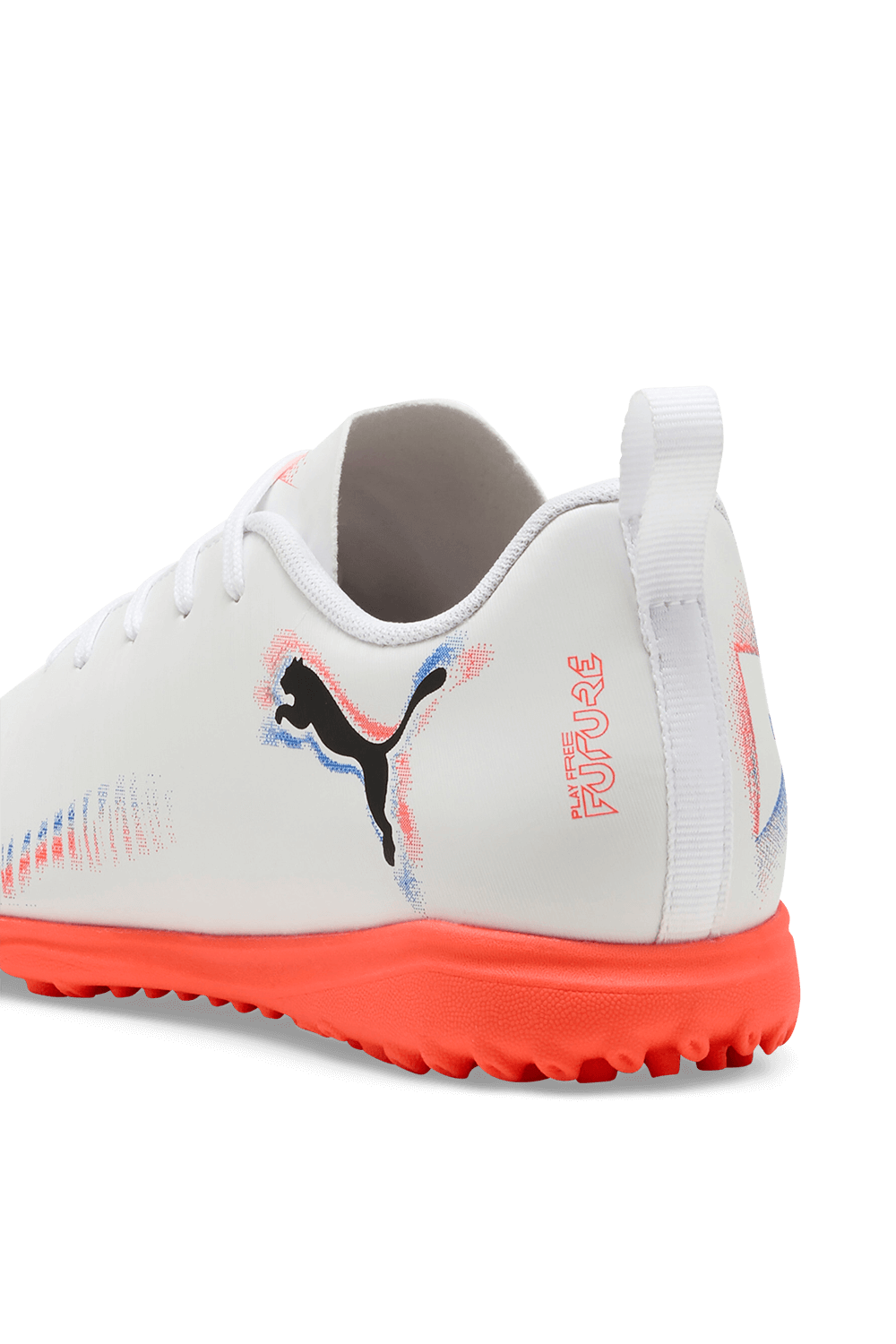 תמונת פנים של נעלי כדורגל פיוצ'ר 8