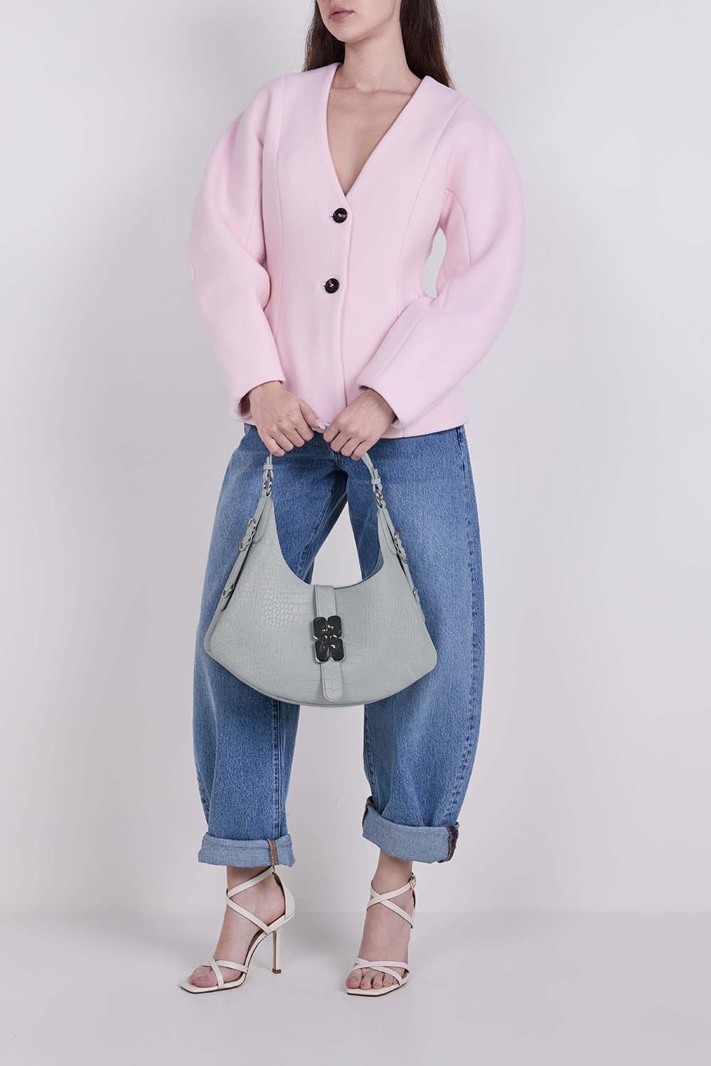 תמונת דוגמן קידמית של תיק כתף קאט