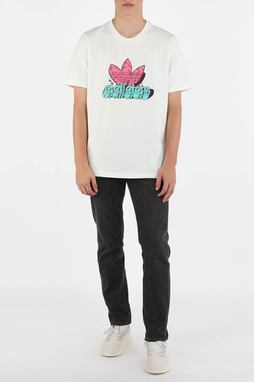 תמונת דוגמן קידמית של Geodiver Primeblue Sneakers In White