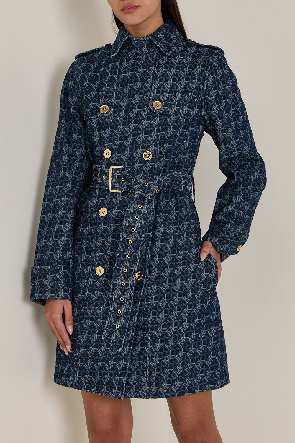 תמונת דוגמן קידמית של מעיל טרנץ' אמפייר