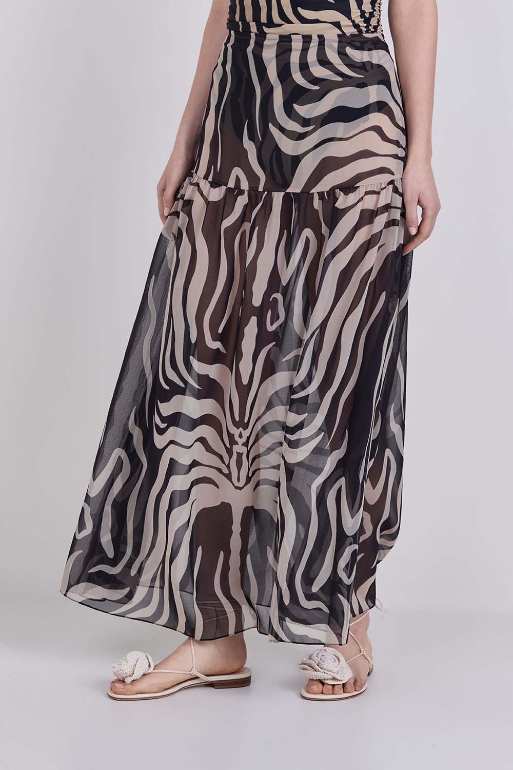 תמונת דוגמן קידמית של חצאית מקסי