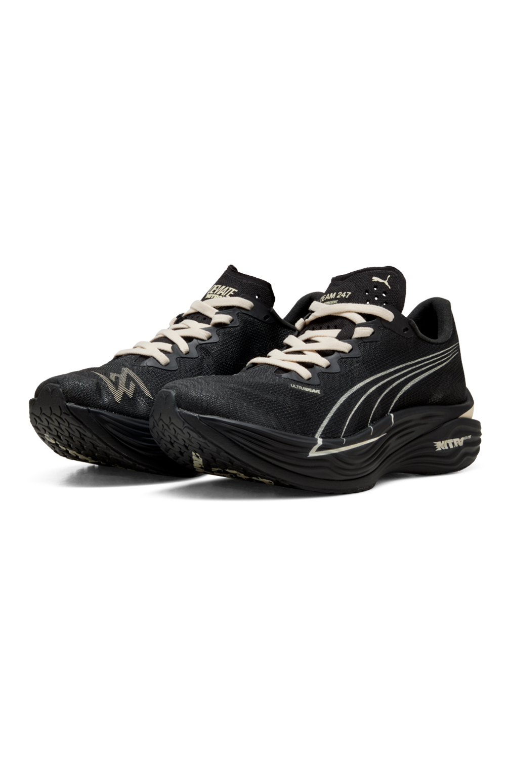 תמונת תקריב של נעלי ריצה פומה X רפרזנט