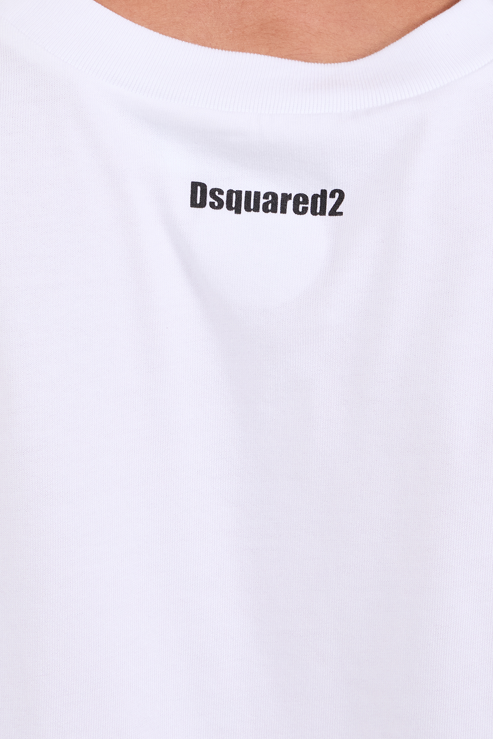 תמונת תקריב דוגמן של חולצת טי