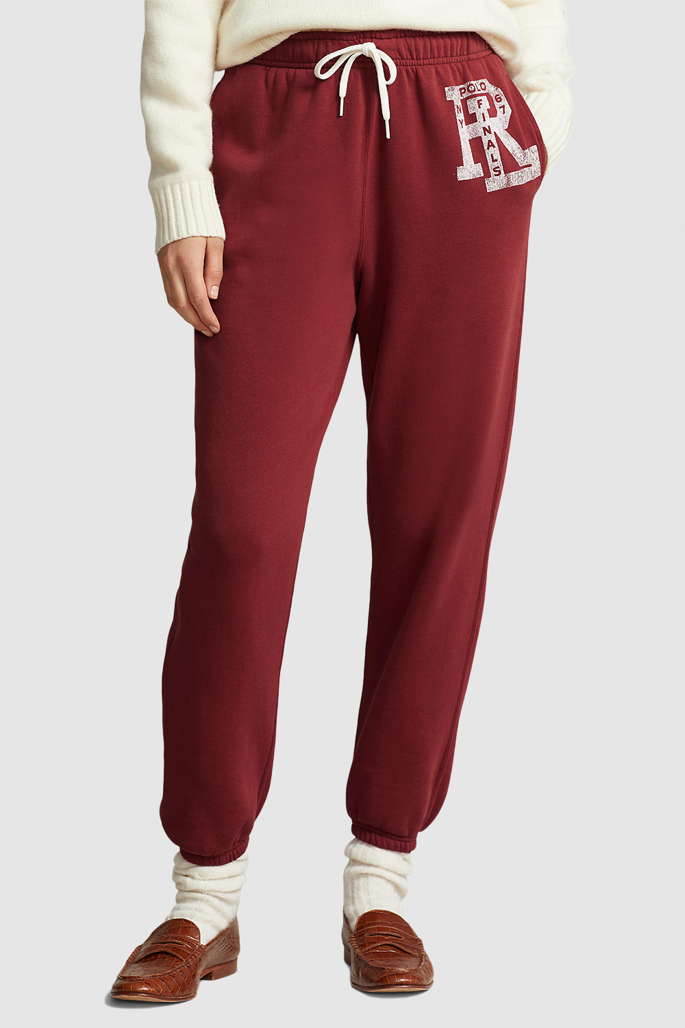 תמונת דוגמן קידמית של מכנסי ג`וגר עם לוגו POLO RALPH LAUREN