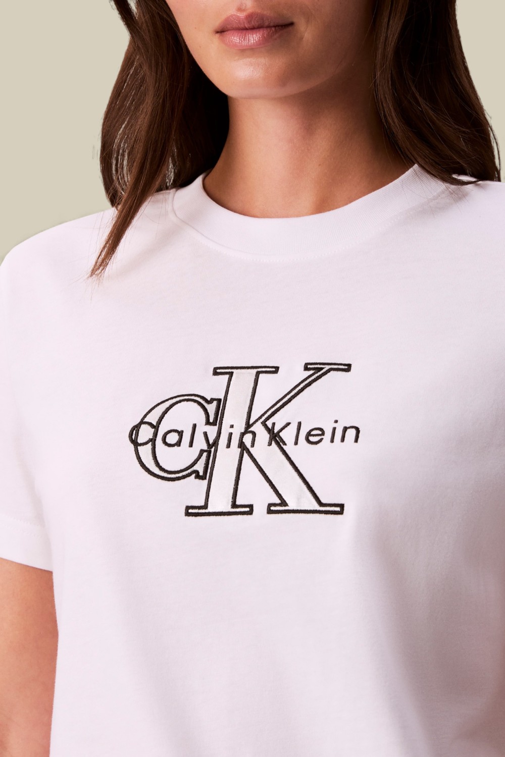 תמונת תקריב דוגמן של חולצת טי