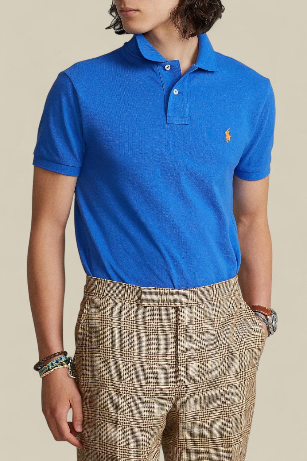 תמונת דוגמן קידמית של חולצת פולו סלים פיט