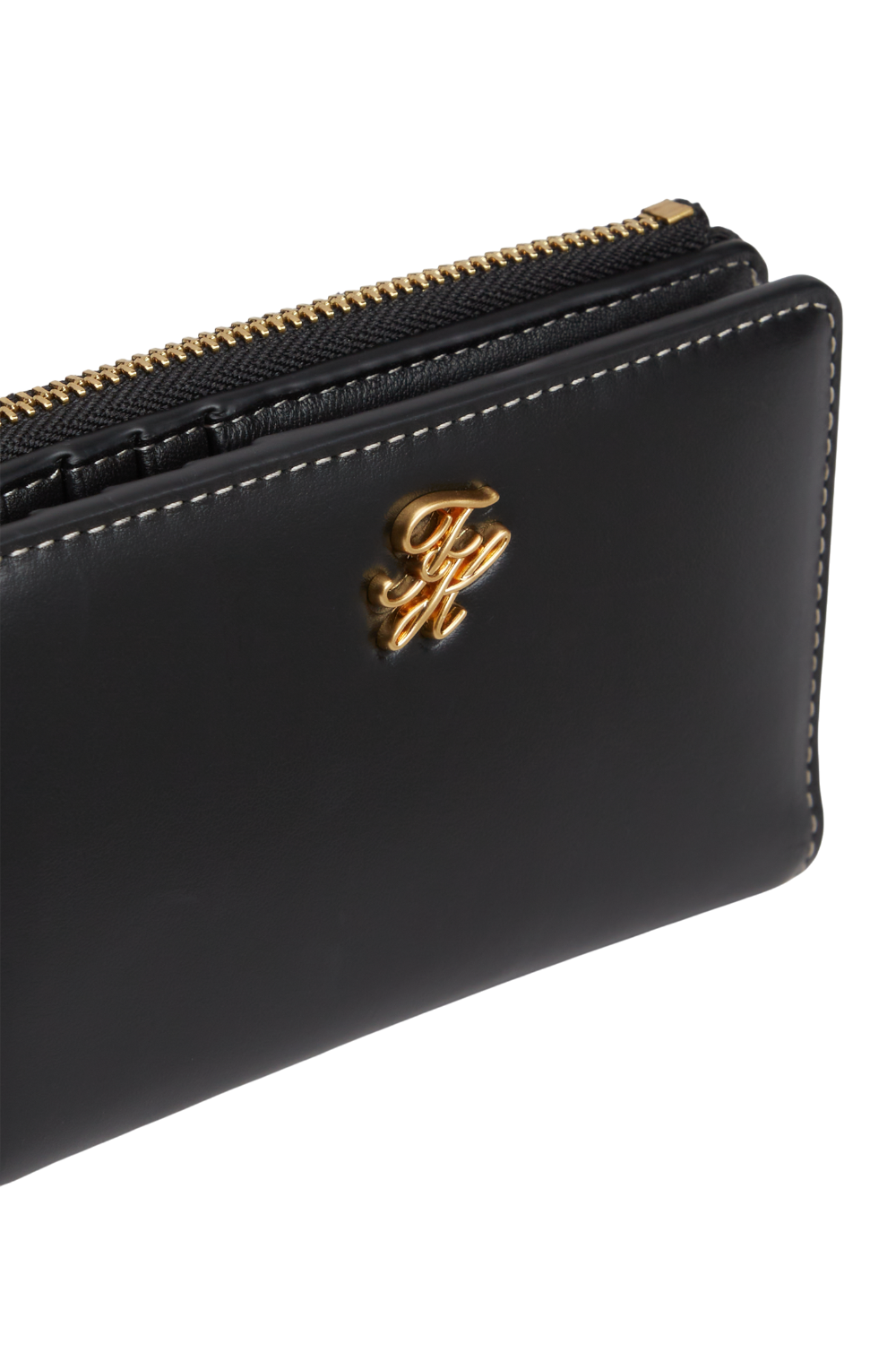 תמונת תקריב של ארנק עור