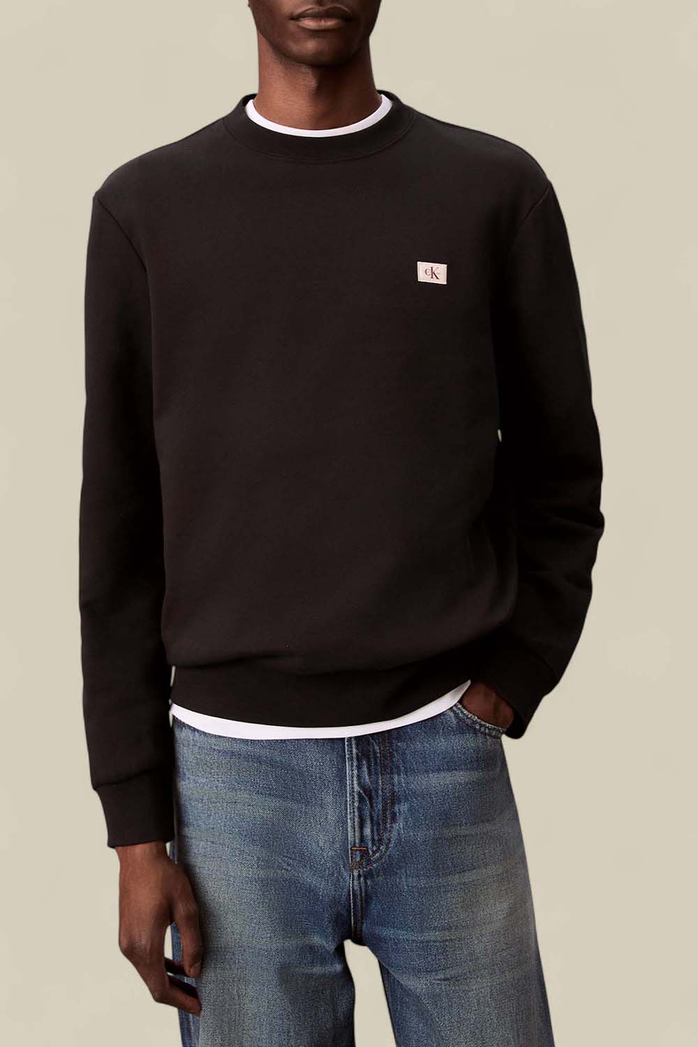 תמונת דוגמן קידמית של סווטשירט