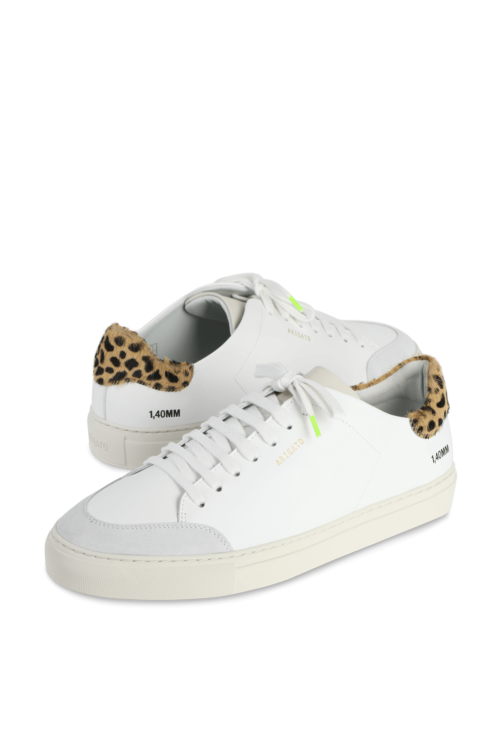 תמונת תקריב של Clean 90 Triple Animal in White