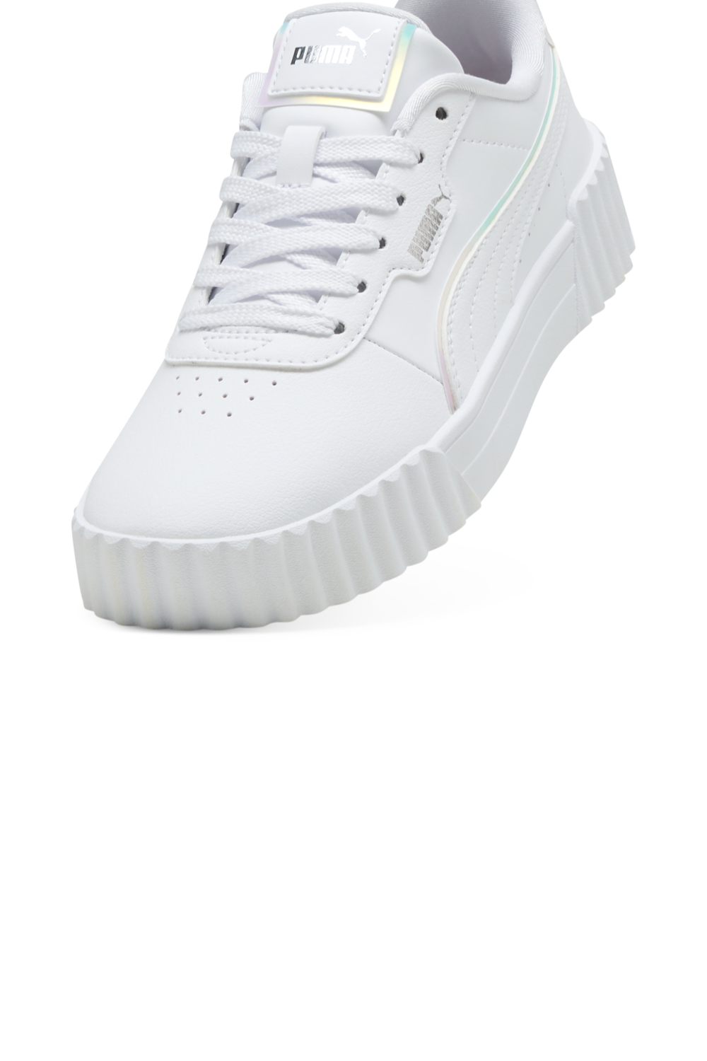 תמונת פנים של נעלי סניקרס