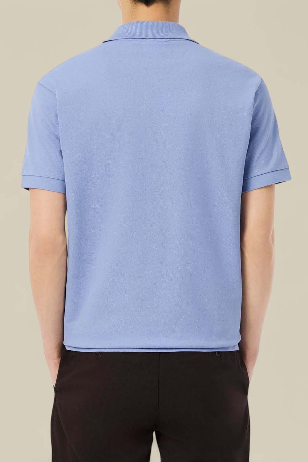 תמונת דוגמן אחורית של חולצת פולו