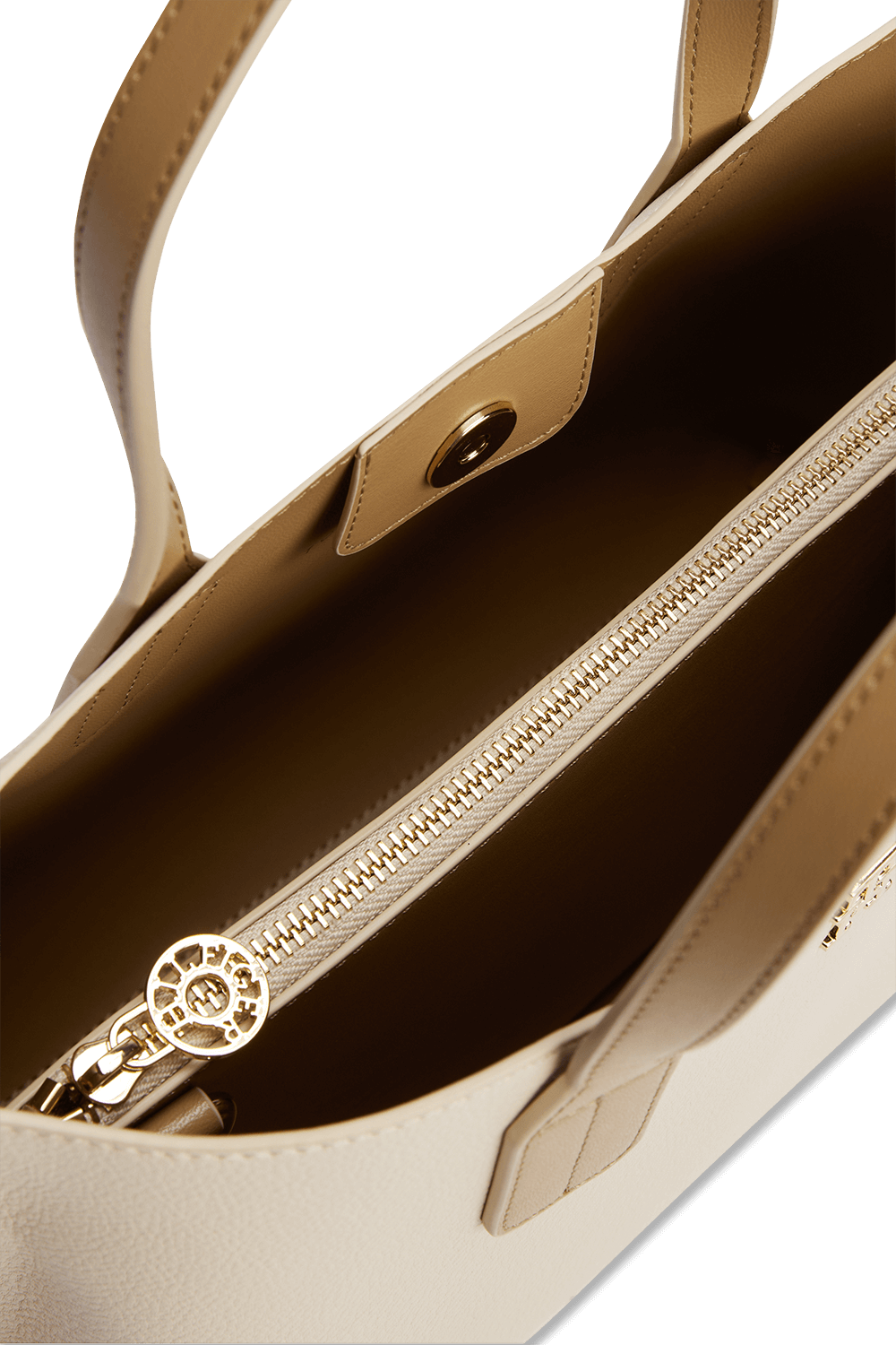 תמונת תקריב של תיק נשיאה מיני