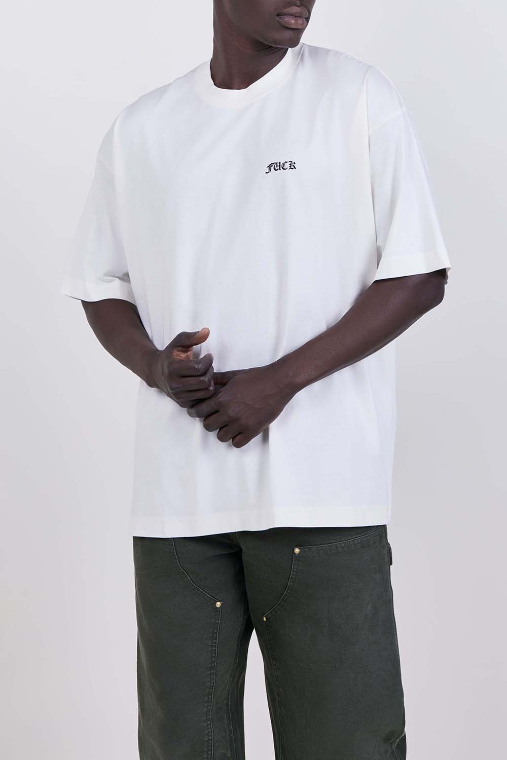 תמונת דוגמן קידמית של חולצת טי