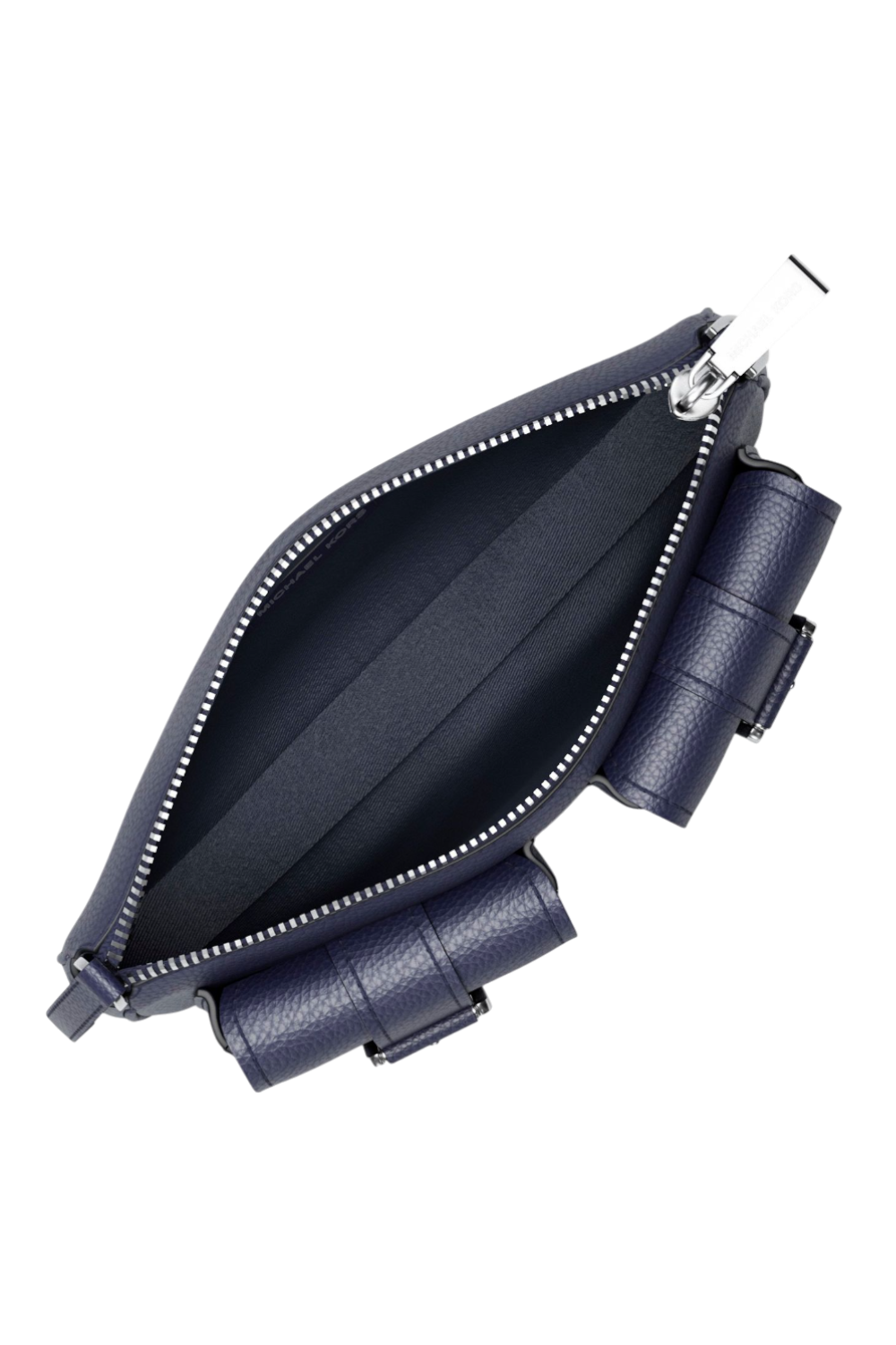 תמונת תקריב של תיק כתף סמול