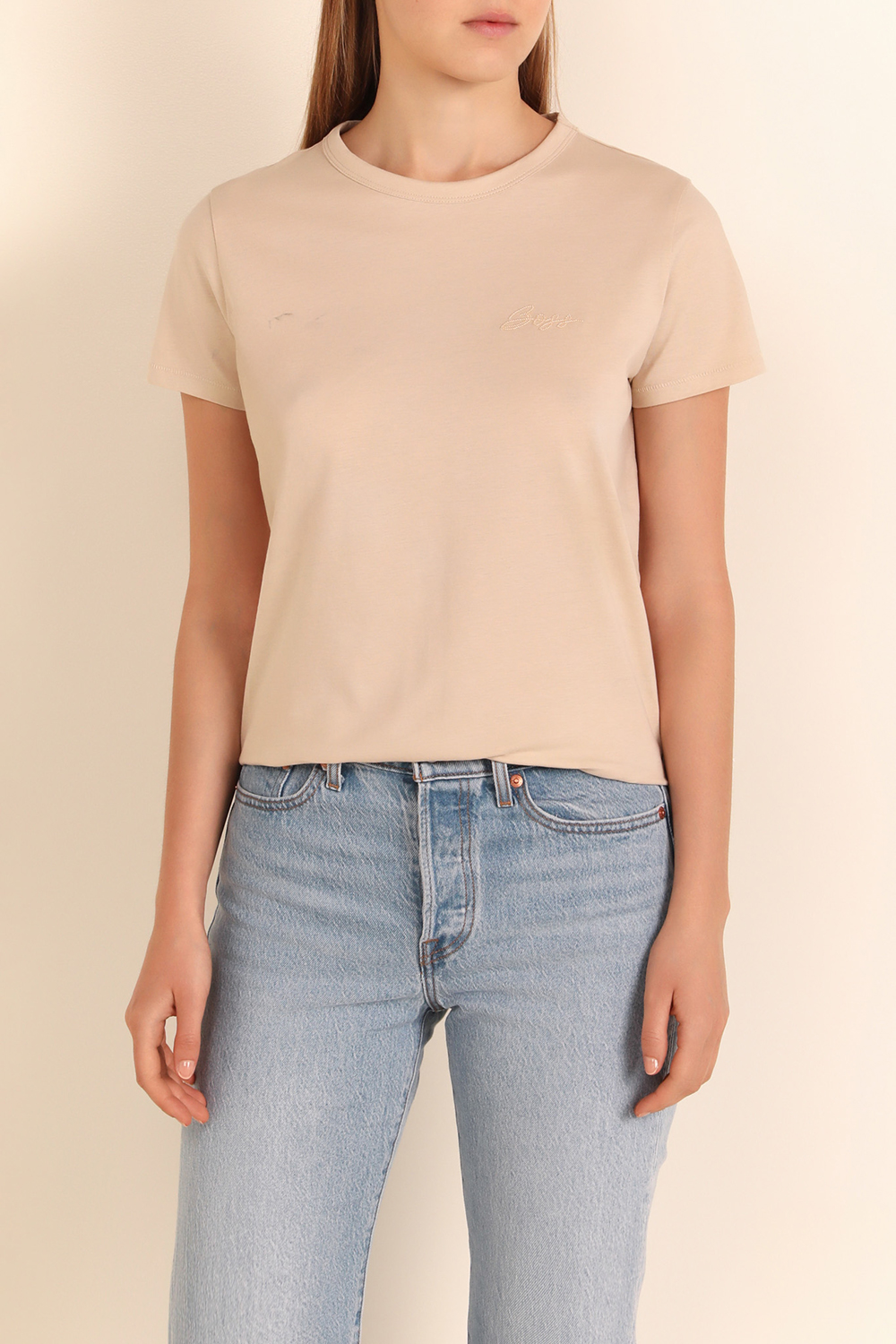 תמונת דוגמן קידמית של חולצת טי