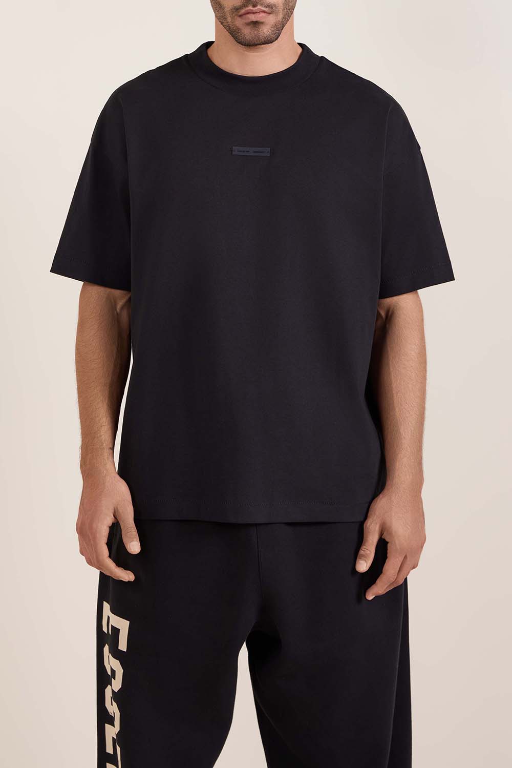 תמונת דוגמן קידמית של חולצת טי