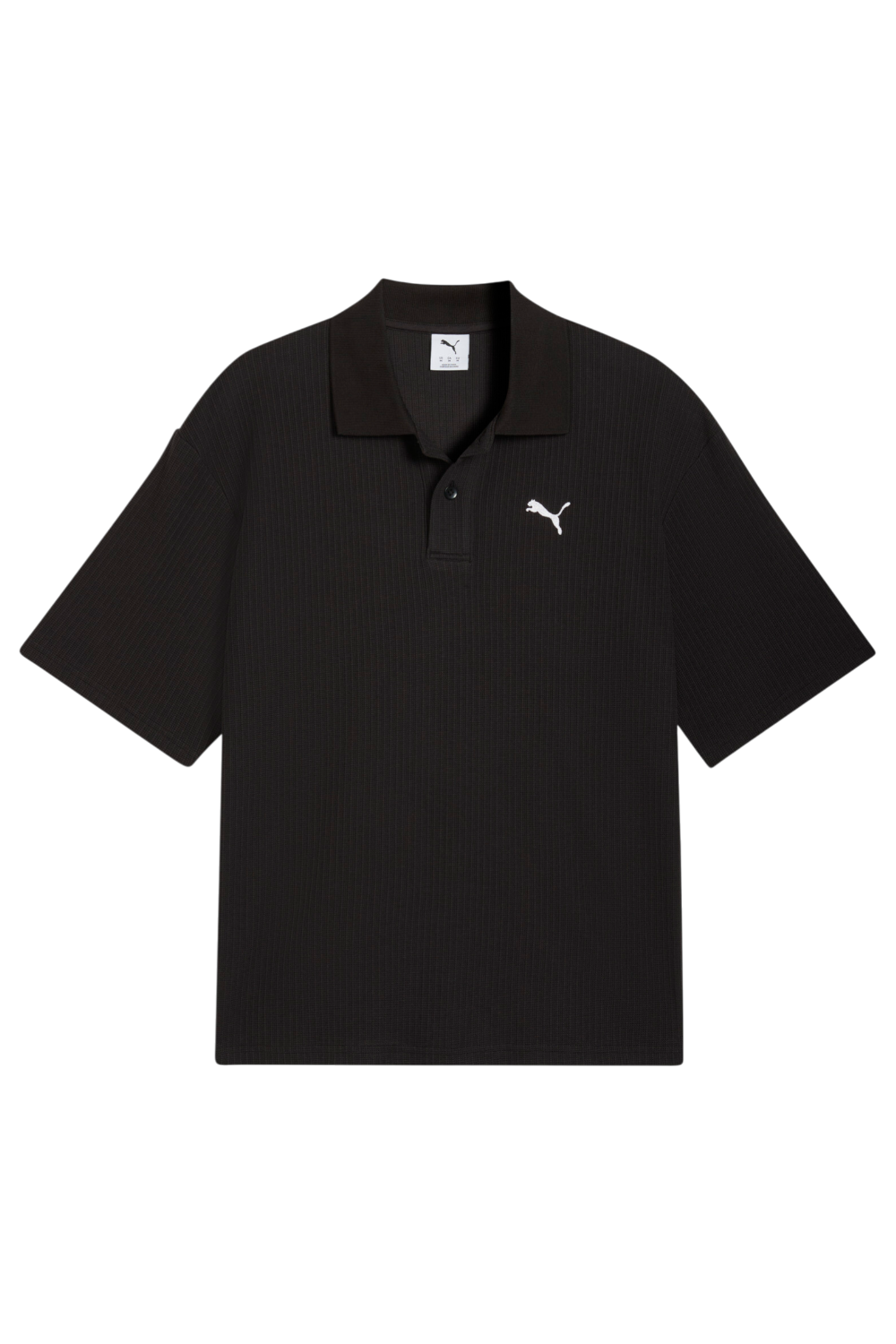 תמונה קידמית של חולצת פולו בגזרה רחבה