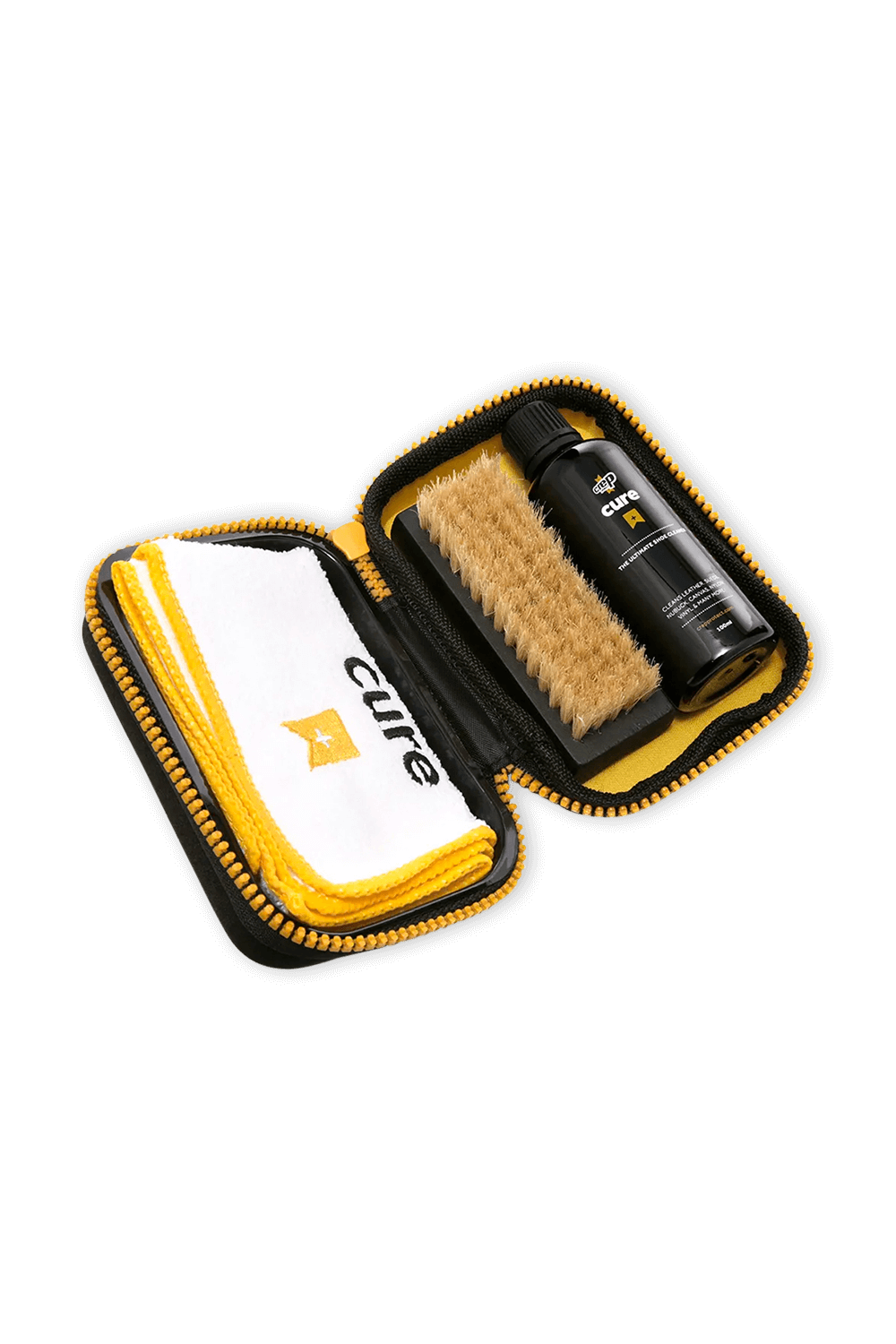 תמונה קידמית של סט ניקוי לסניקרס