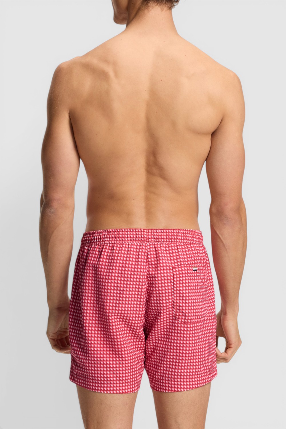 תמונת דוגמן אחורית של מכנסי בגד ים