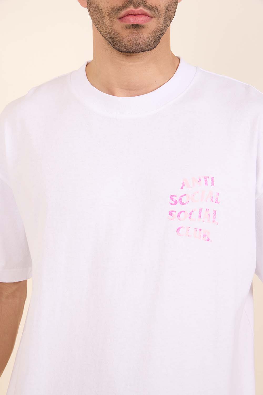 תמונת תקריב דוגמן של חולצת טי