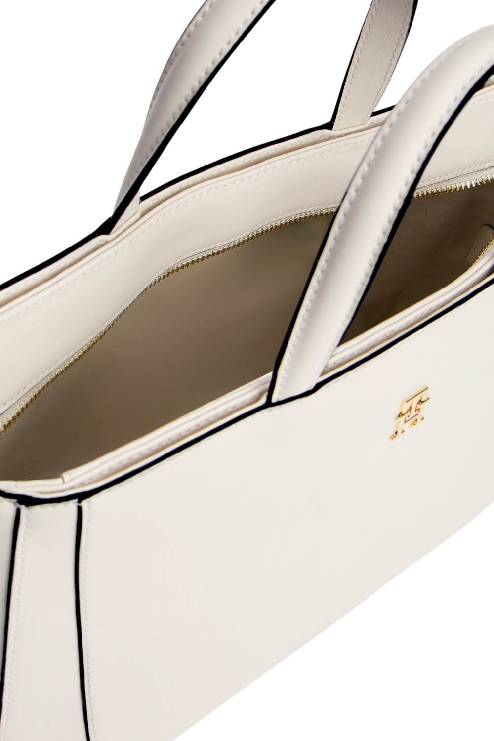 תמונת פנים של תיק יד