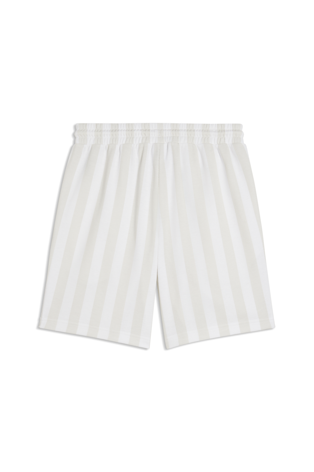 תמונה אחורית של מכנסי ג'וגר קצרים