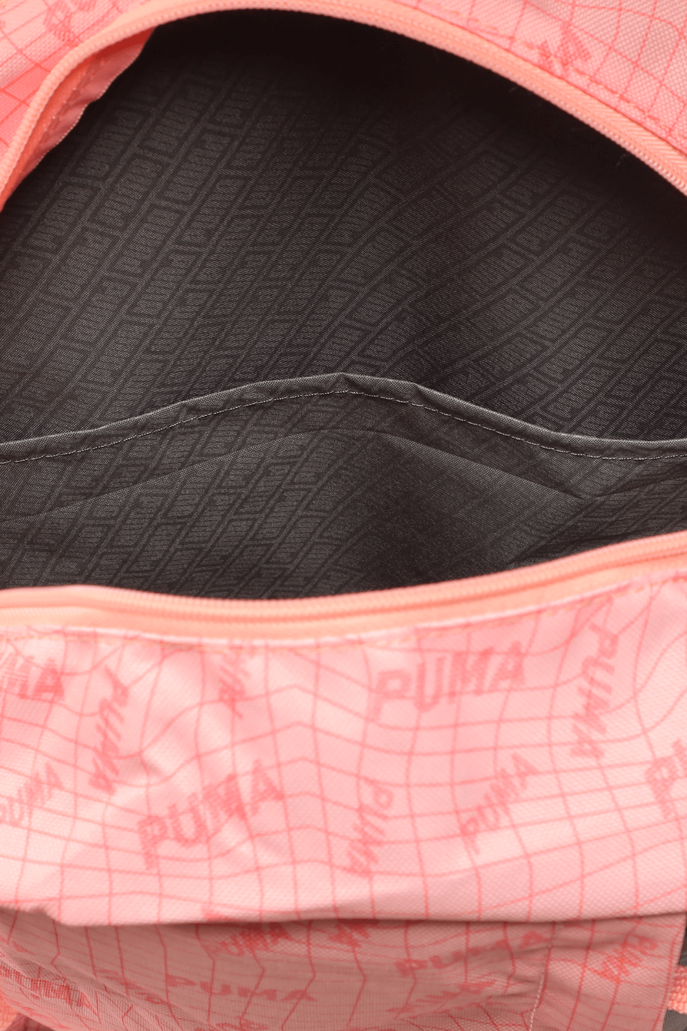 תמונת פנים של Puma Beta Backpack in Pink