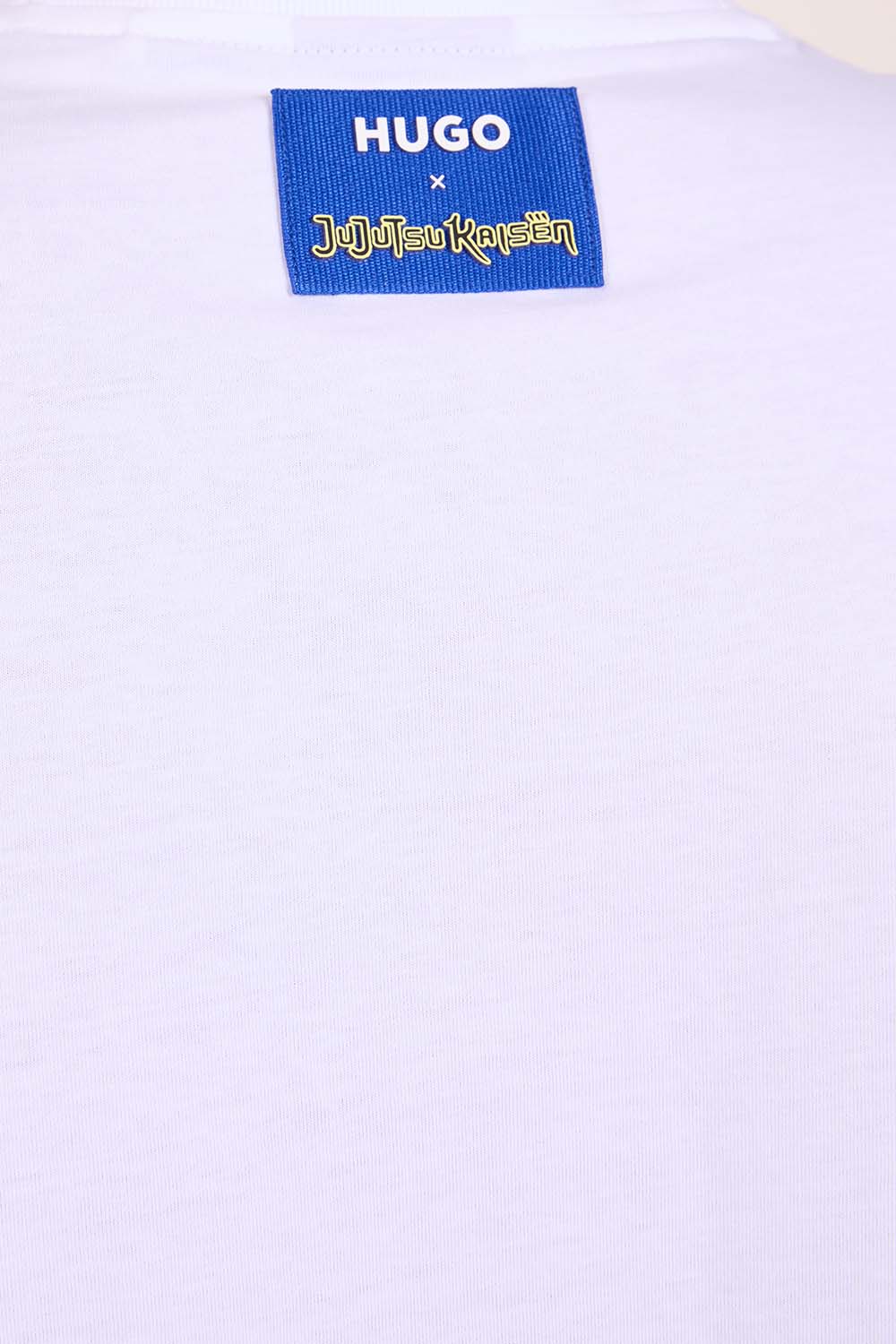 חולצת טי הוגו X ג'וג'וטסו קאיסן