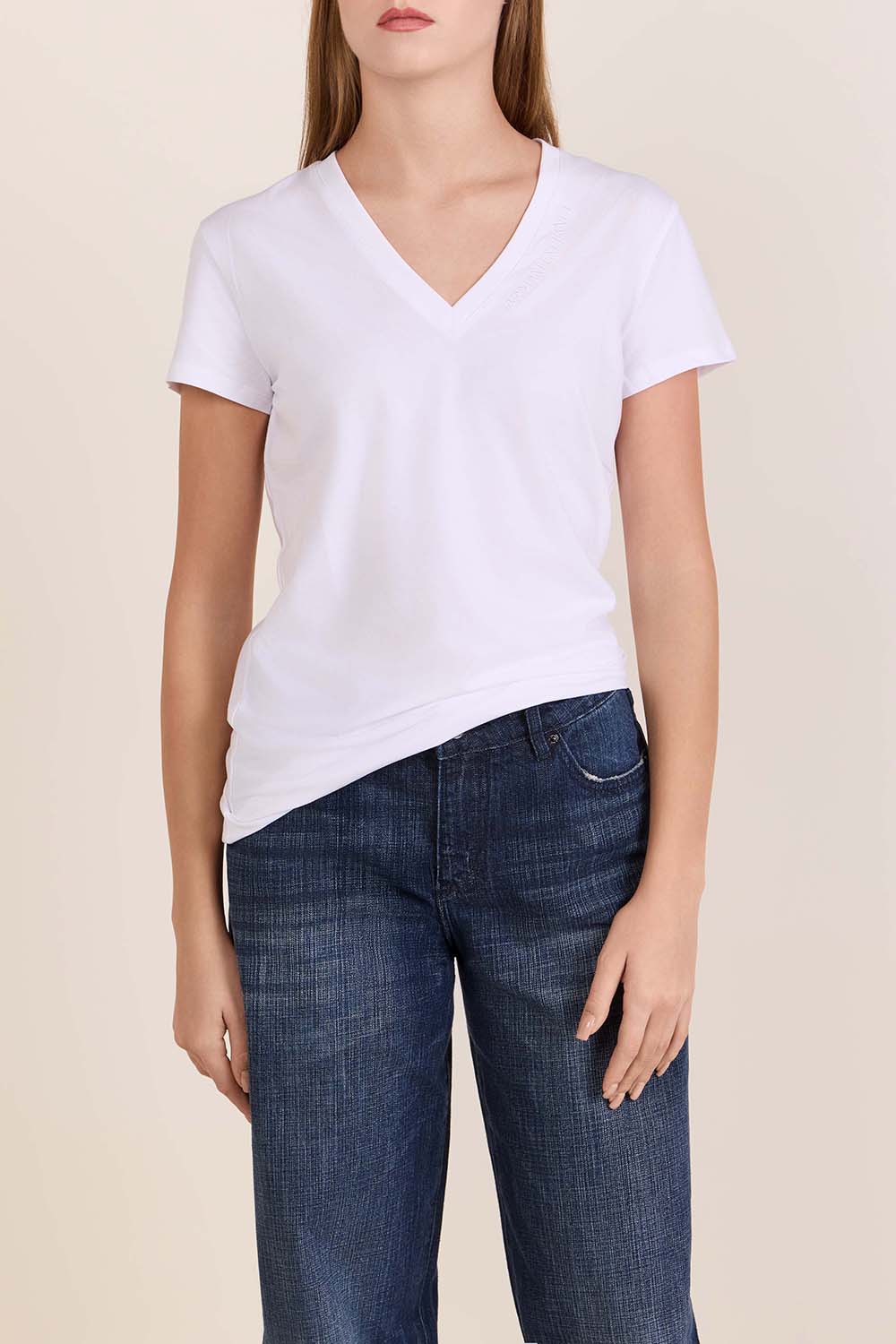 תמונת דוגמן קידמית של חולצת טי