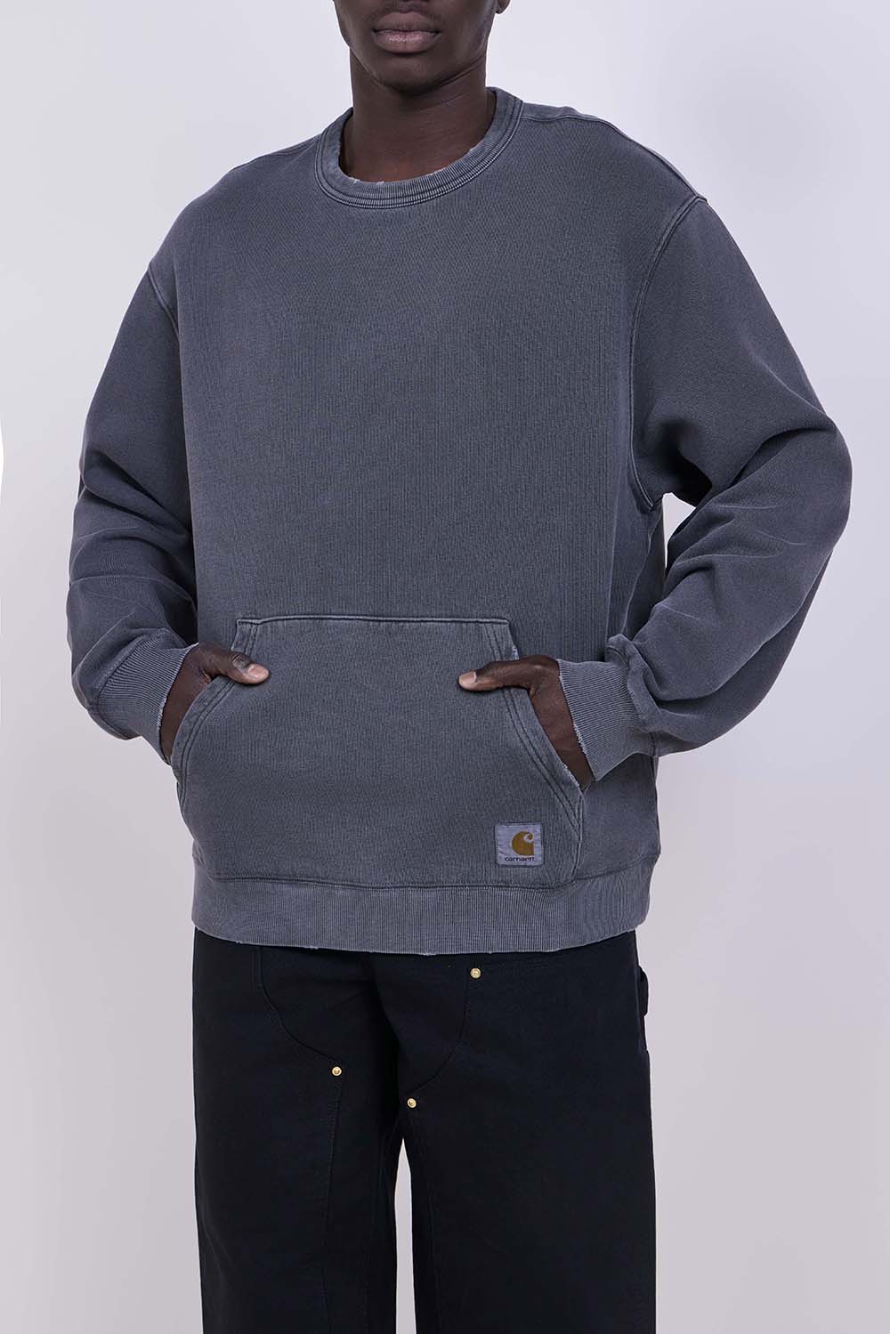 תמונת דוגמן קידמית של סווטשירט