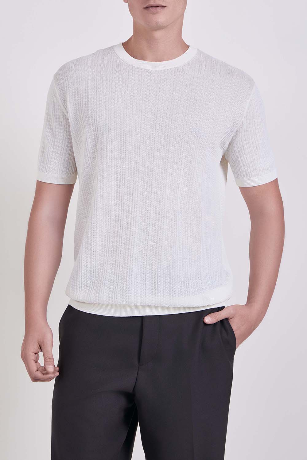 תמונת דוגמן קידמית של חולצת סריג