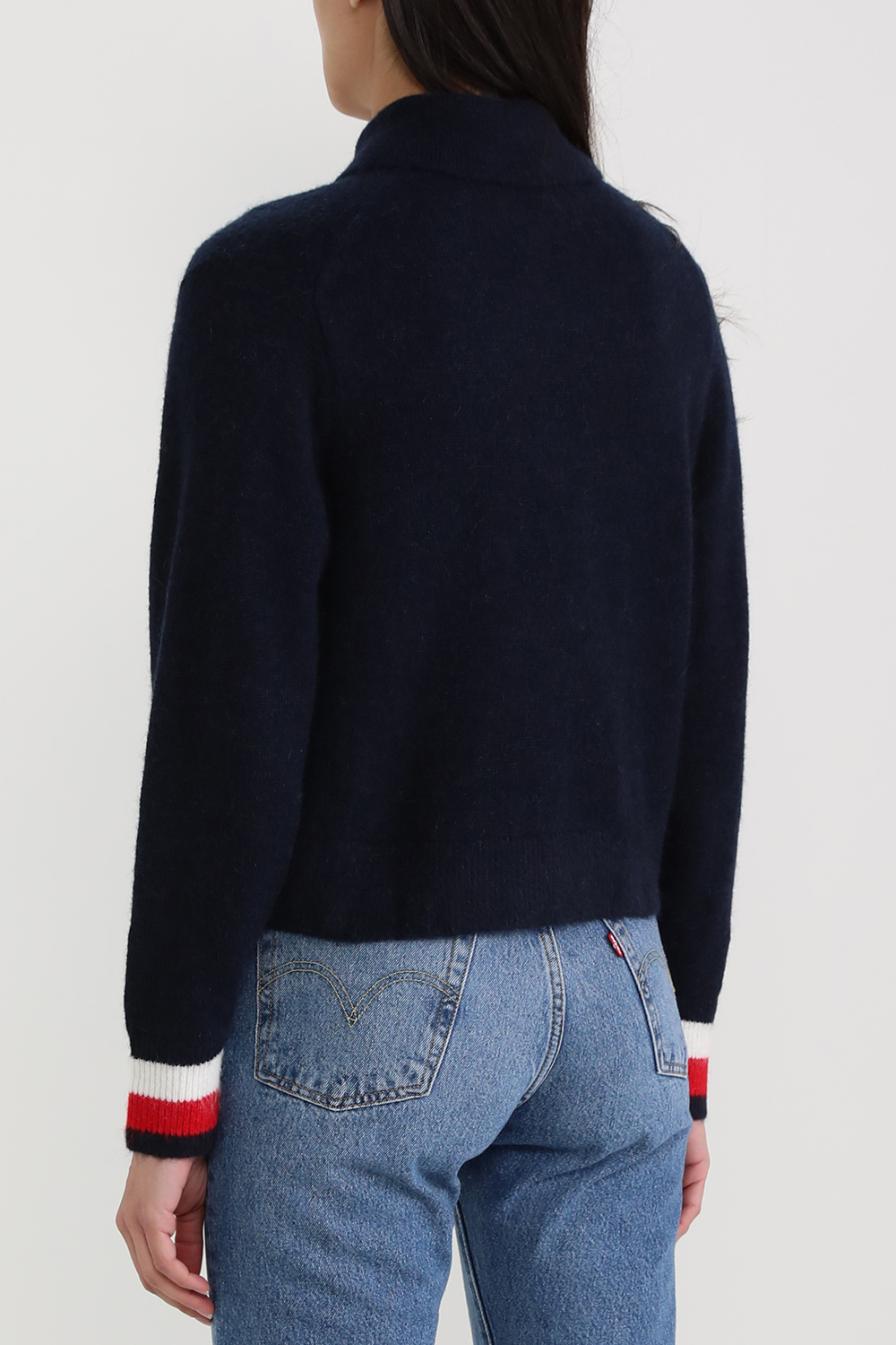 תמונת דוגמן אחורית של טומי X מיפי סוודר ארנב