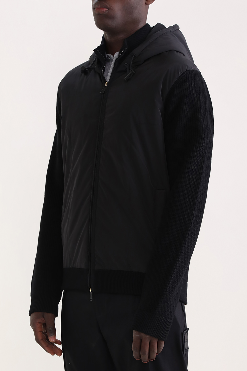 תמונת דוגמן קידמית של הוגו בוס X פורשה ז'קט קרדיגן עם קפוצ'ון