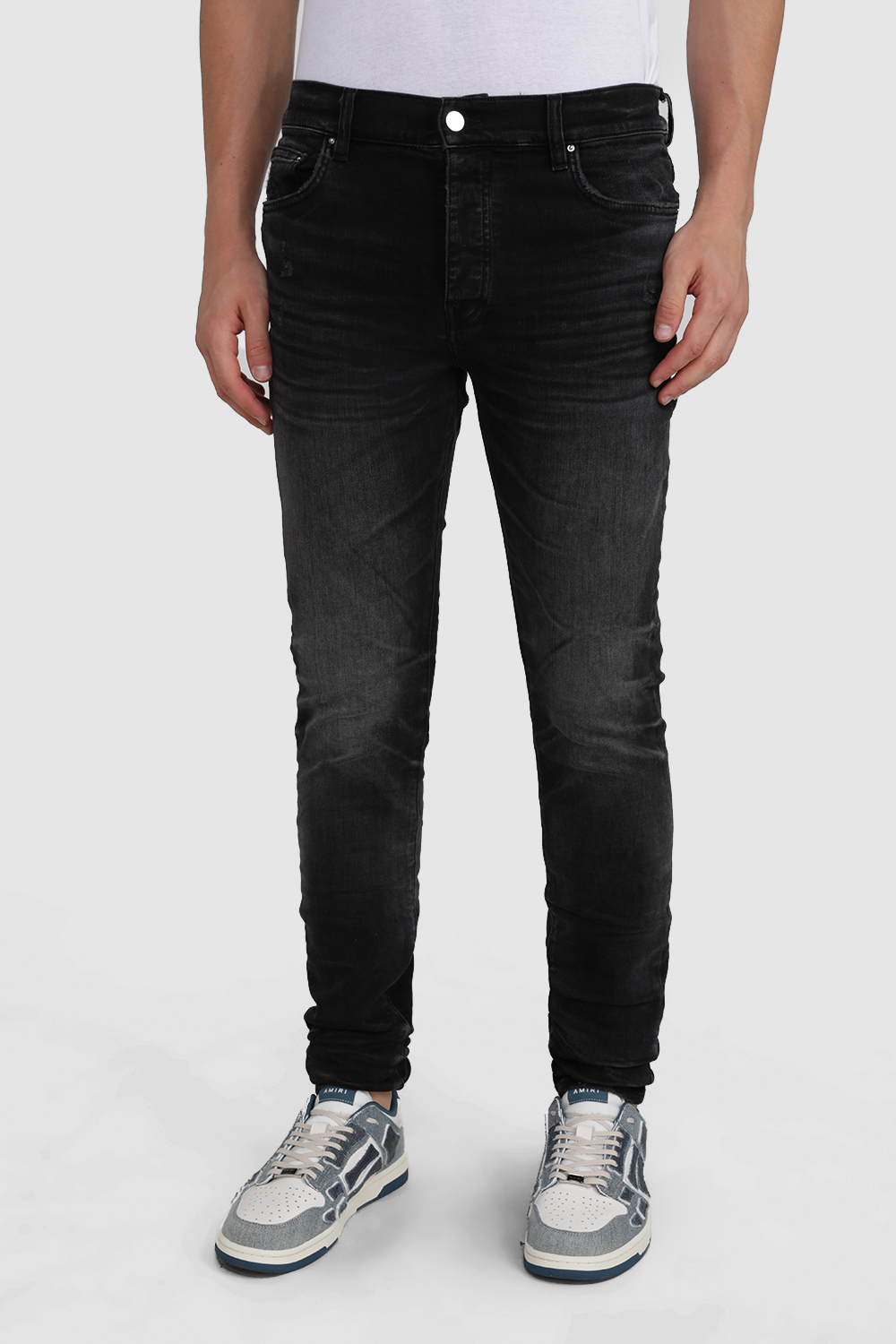 תמונת דוגמן קידמית של מכנסי ג׳ינס סטאק