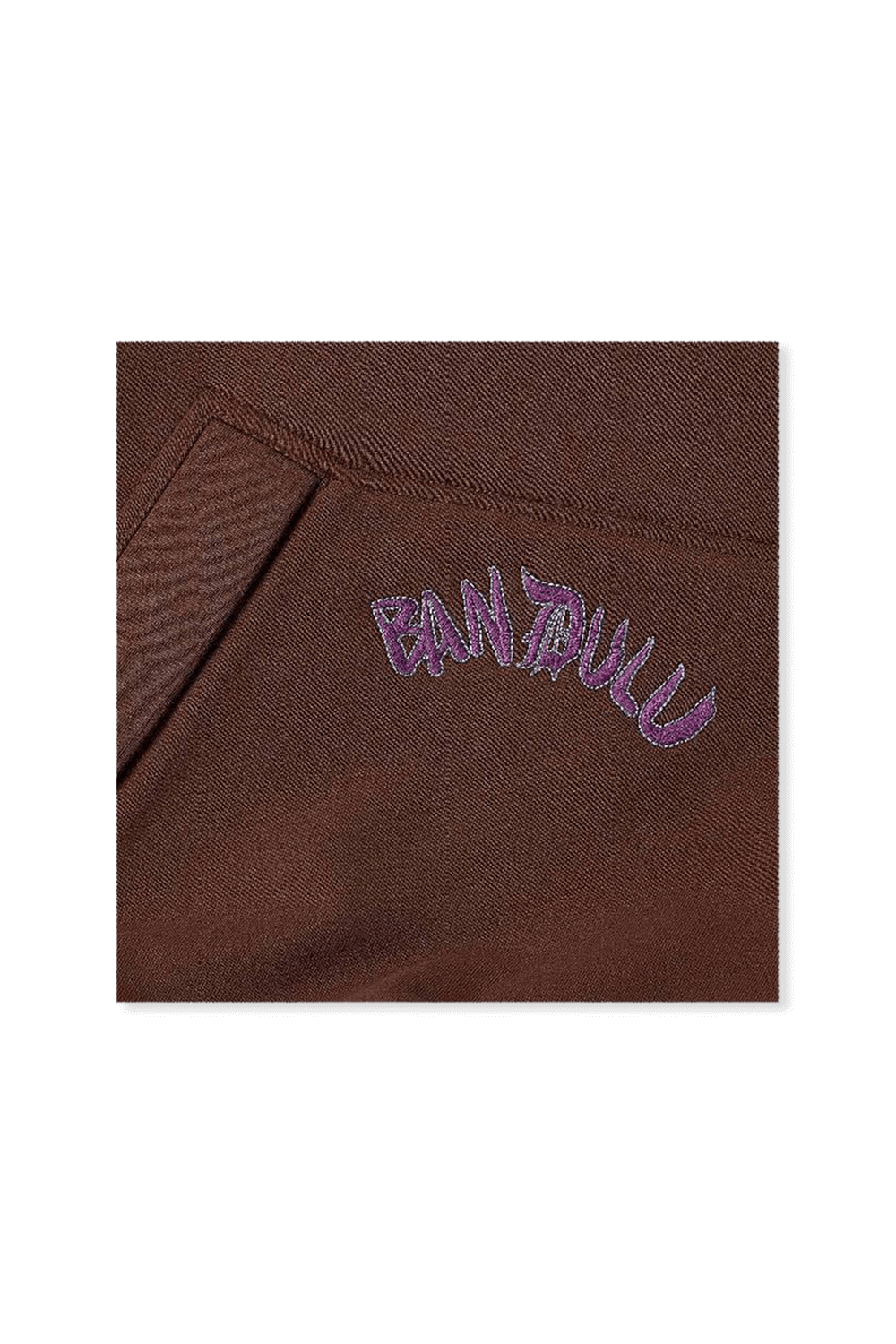 תמונת תקריב של Converse x Bandulu Hoodie in Brown