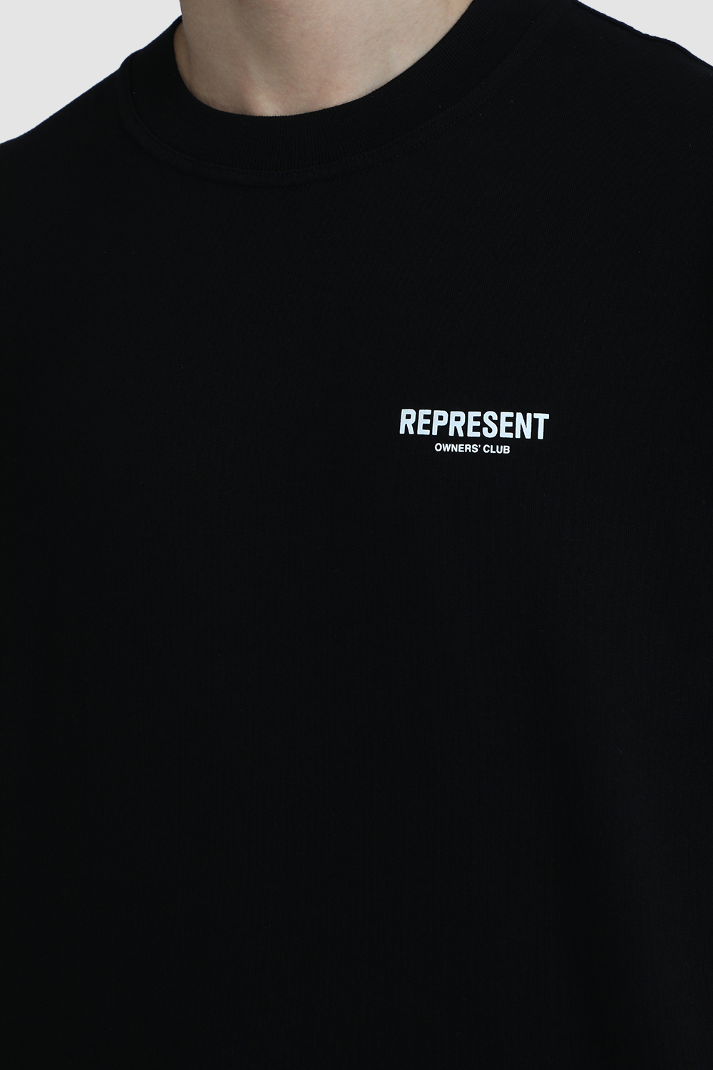 חולצת טי בייסיק עם לוגו REPRESENT